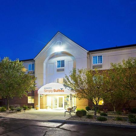Sonesta Simply Suites Detroit Troy Exteriör bild