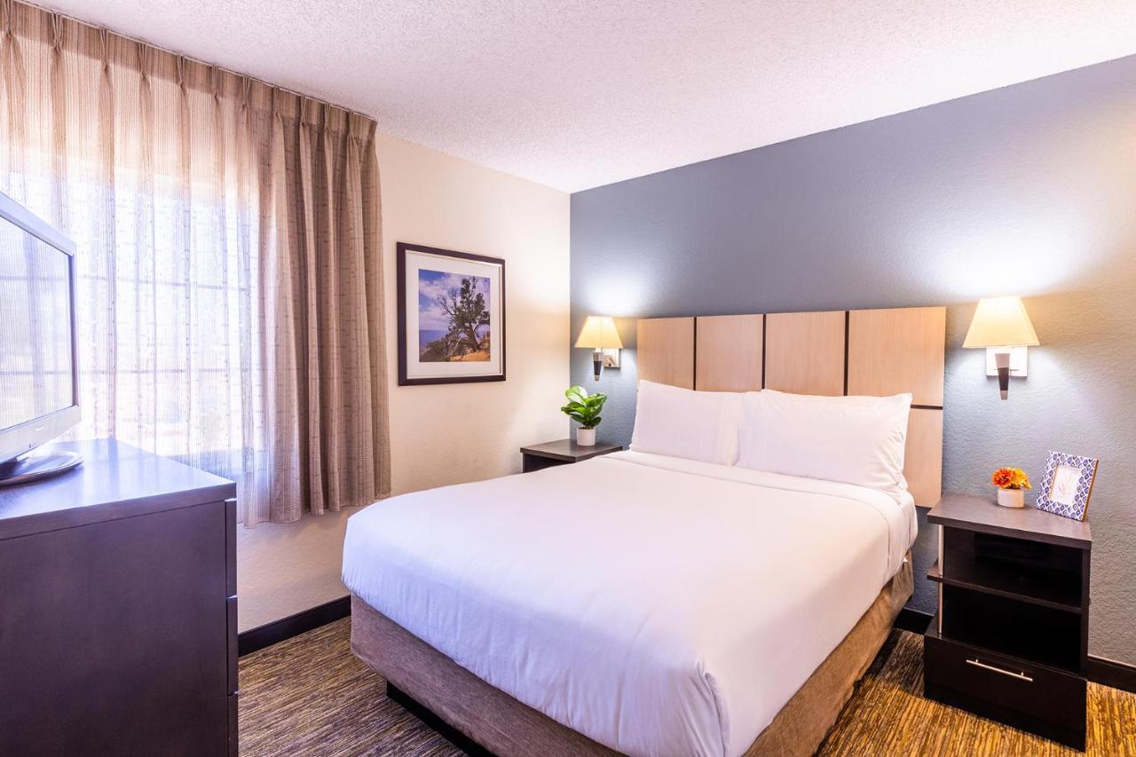 Sonesta Simply Suites Detroit Troy Exteriör bild