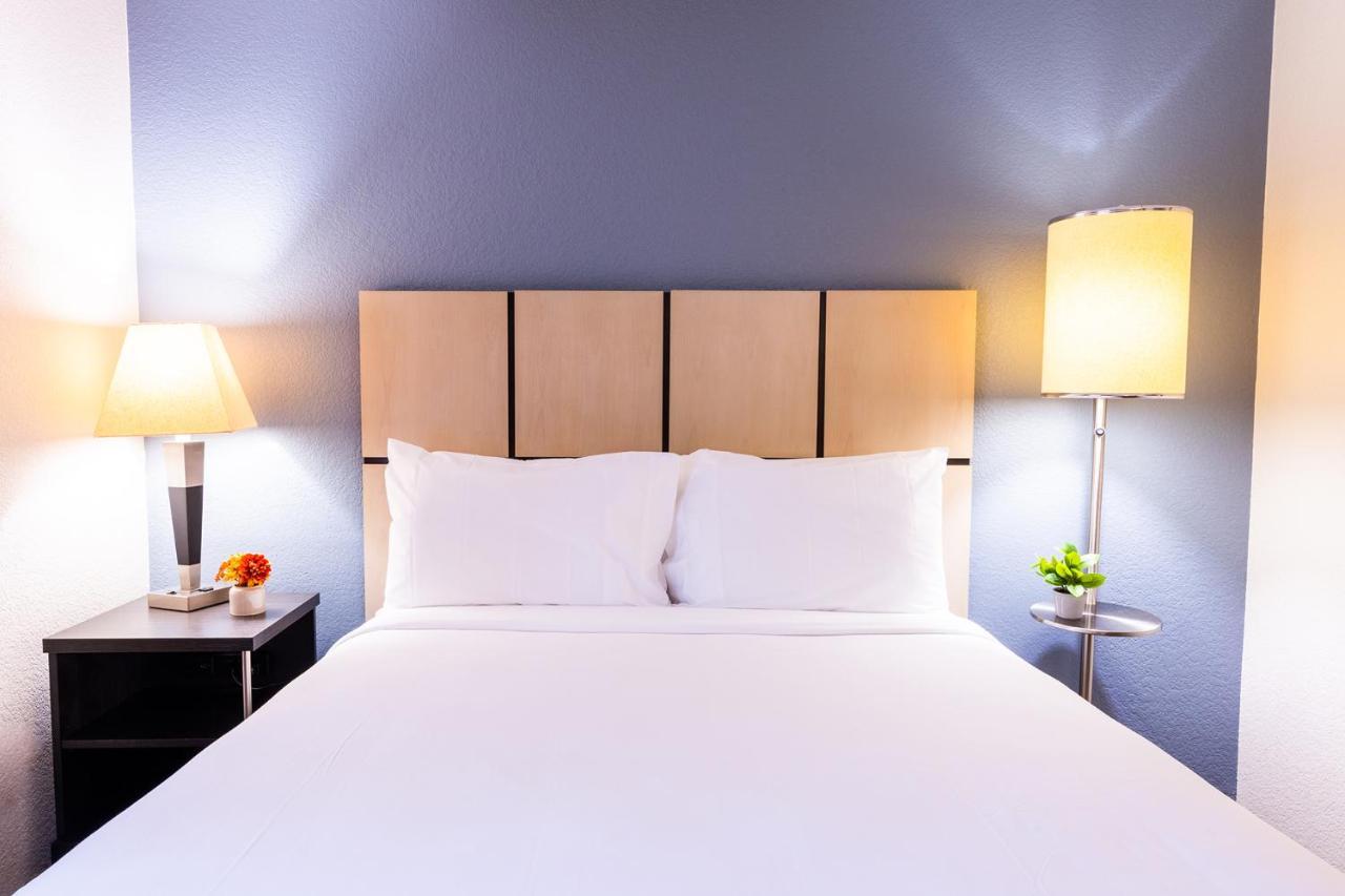 Sonesta Simply Suites Detroit Troy Exteriör bild