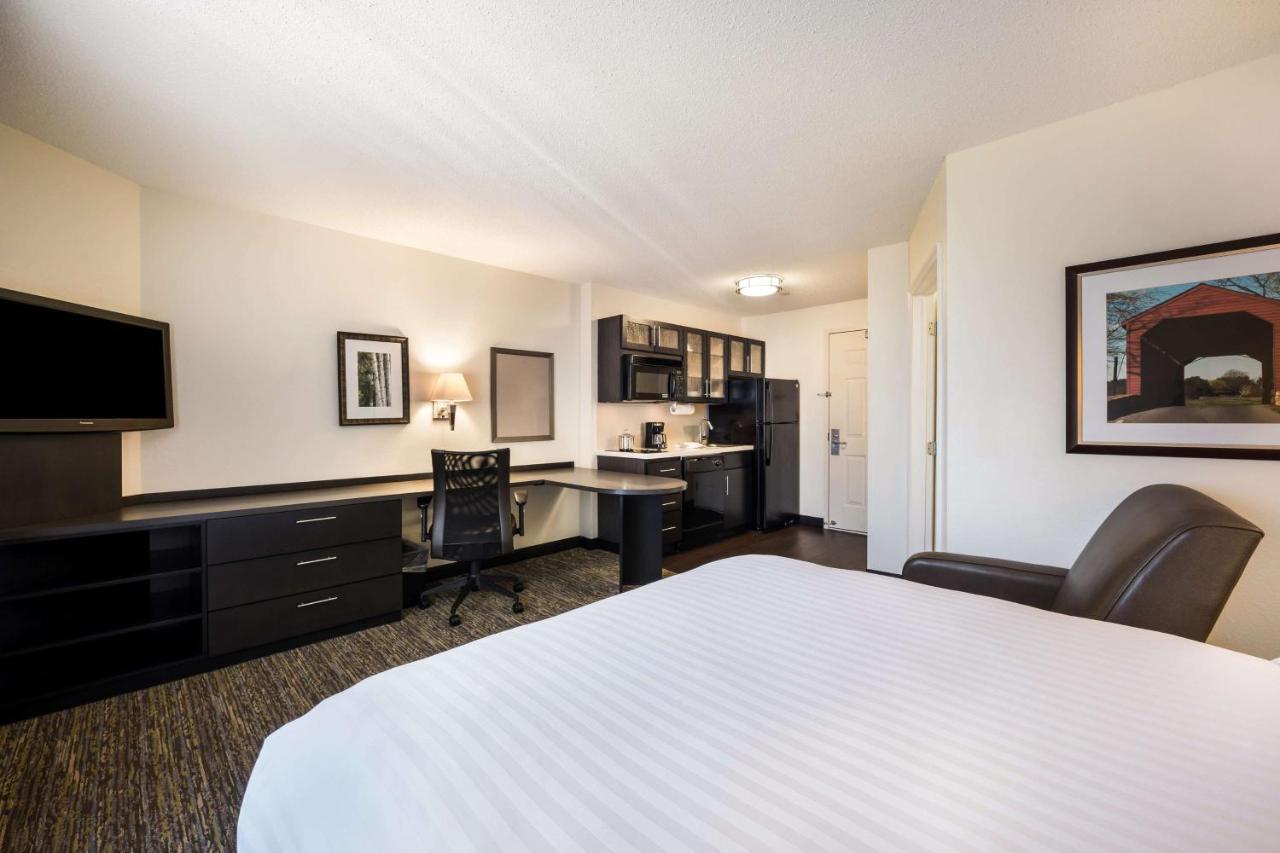 Sonesta Simply Suites Detroit Troy Exteriör bild