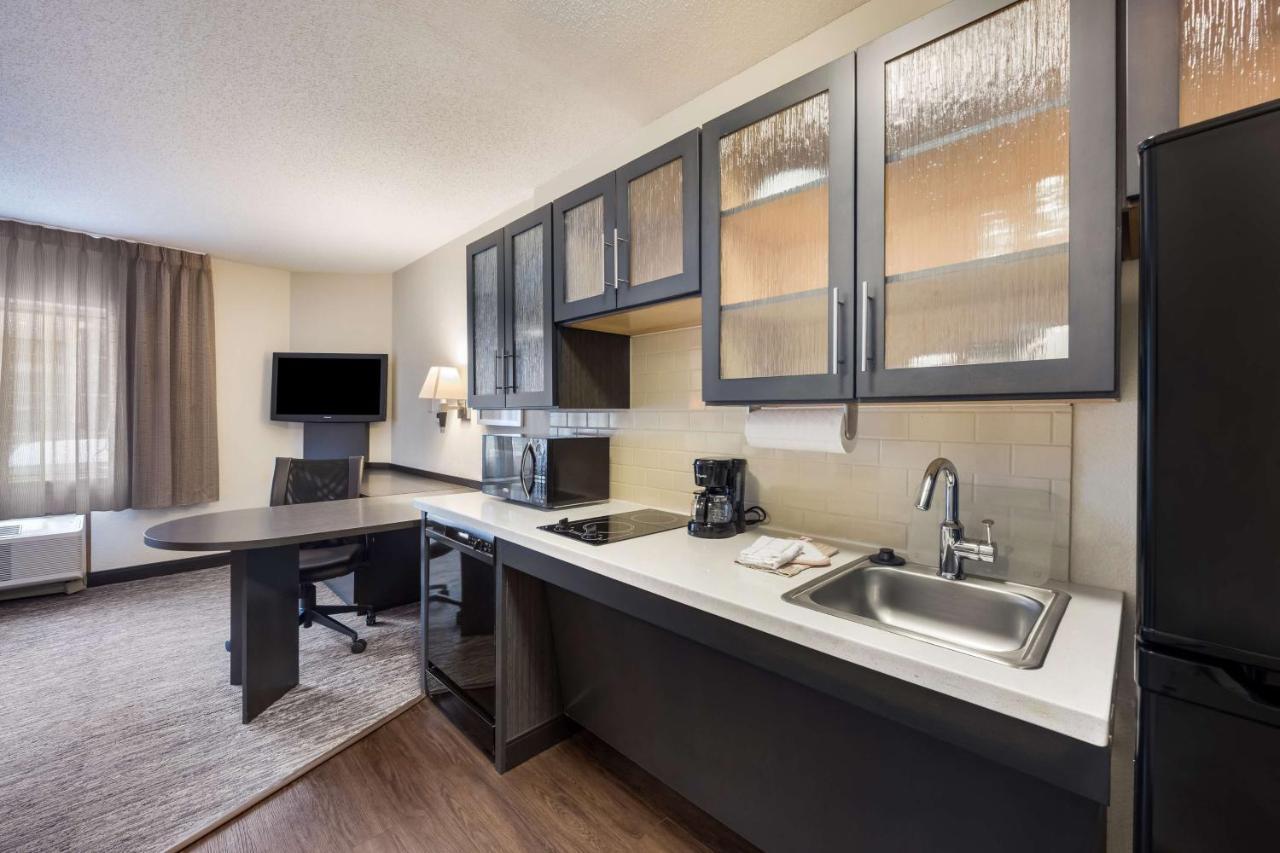 Sonesta Simply Suites Detroit Troy Exteriör bild