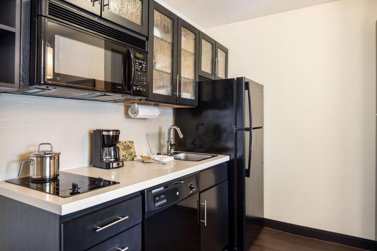 Sonesta Simply Suites Detroit Troy Exteriör bild