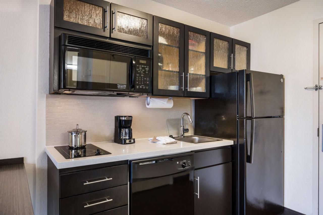 Sonesta Simply Suites Detroit Troy Exteriör bild