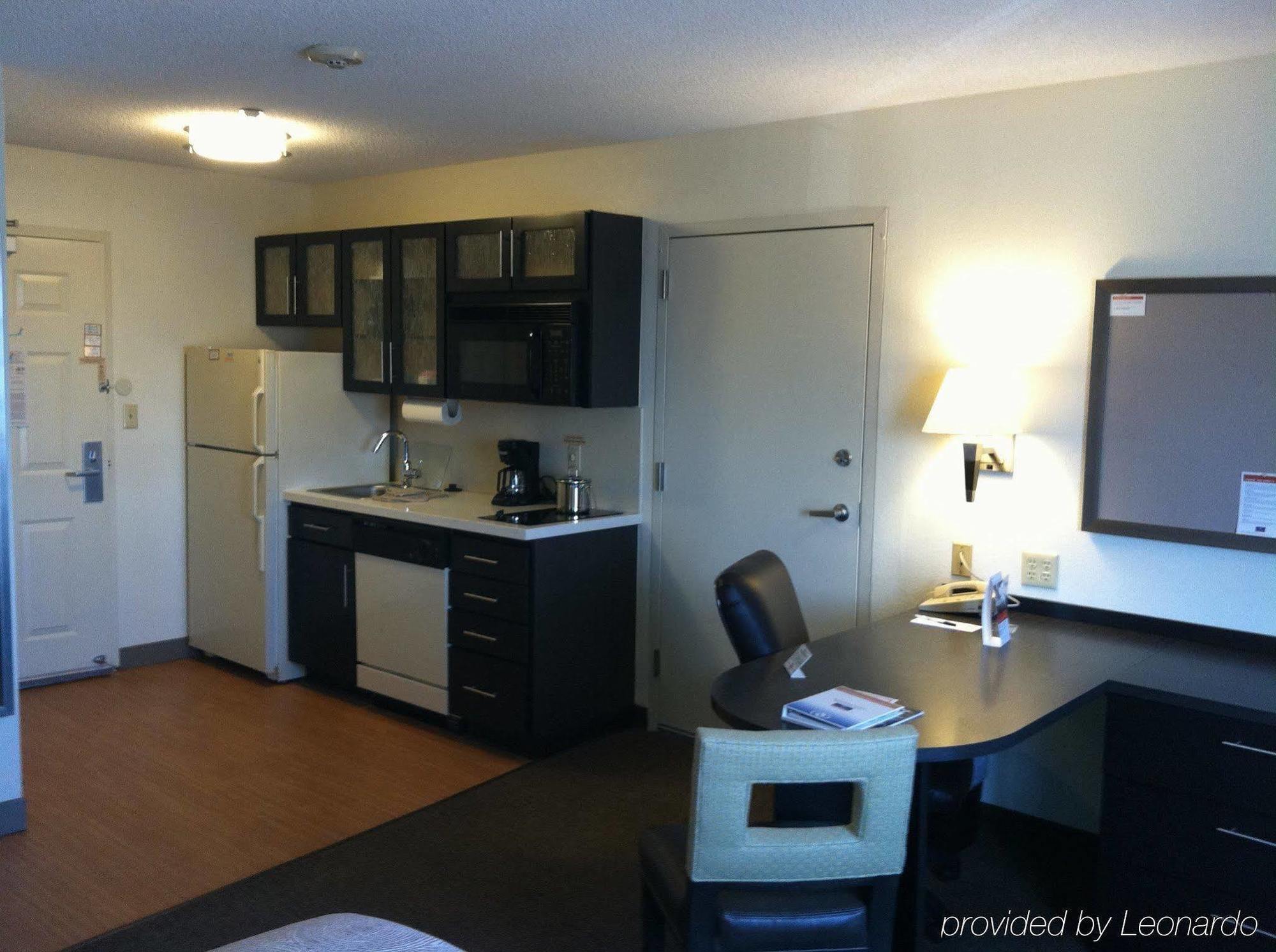 Sonesta Simply Suites Detroit Troy Exteriör bild