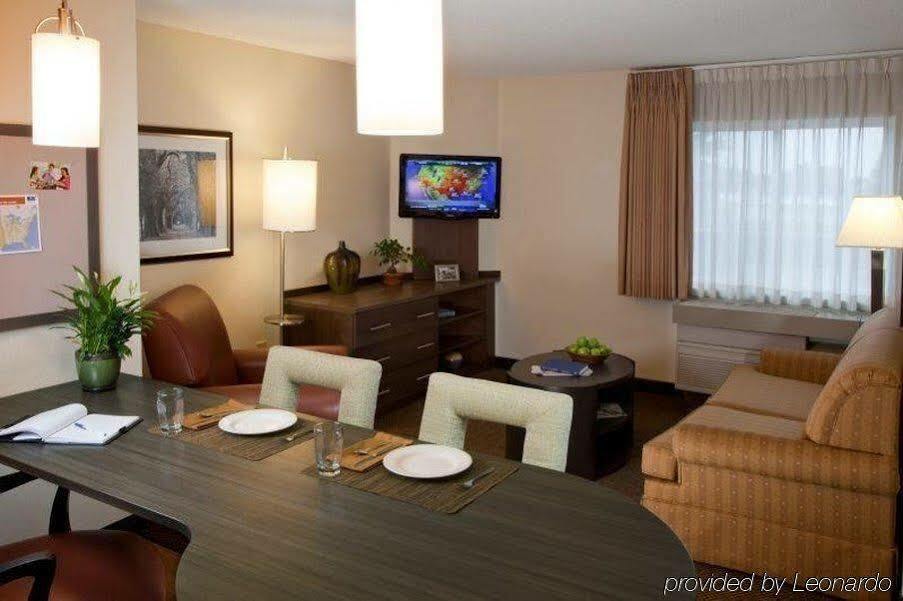 Sonesta Simply Suites Detroit Troy Exteriör bild
